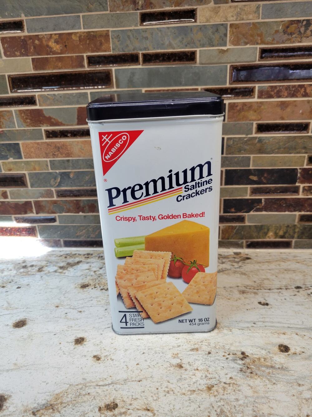 Vintage Nabisco Premium Saltine Cracker Tin 1985 Canister Navy Lid Kitchen Decor